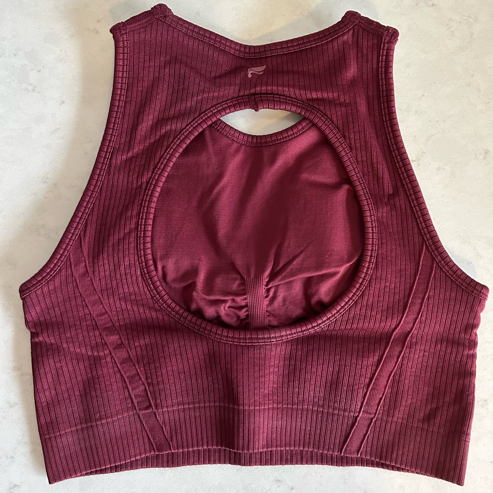 Fabletics “Khloe Edit” Seamless Low Impact Open Back Bra - Picture 4 of 4